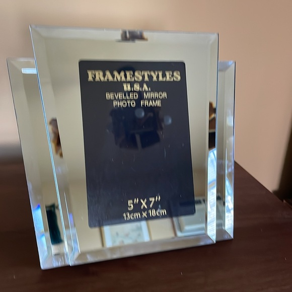 Bevelled Mirror Photo Picture Frame for 5 x 7 Picture by Framestyles USA - Picture 1 of 7